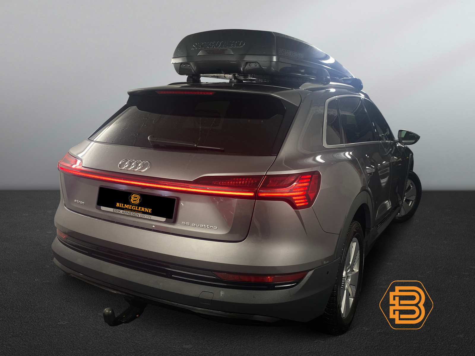 Audi e-tron  image2