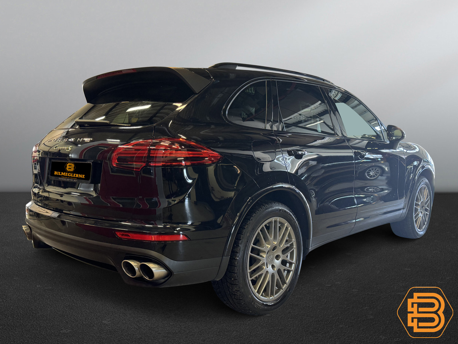 Porsche Cayenne e-Hybrid  image2