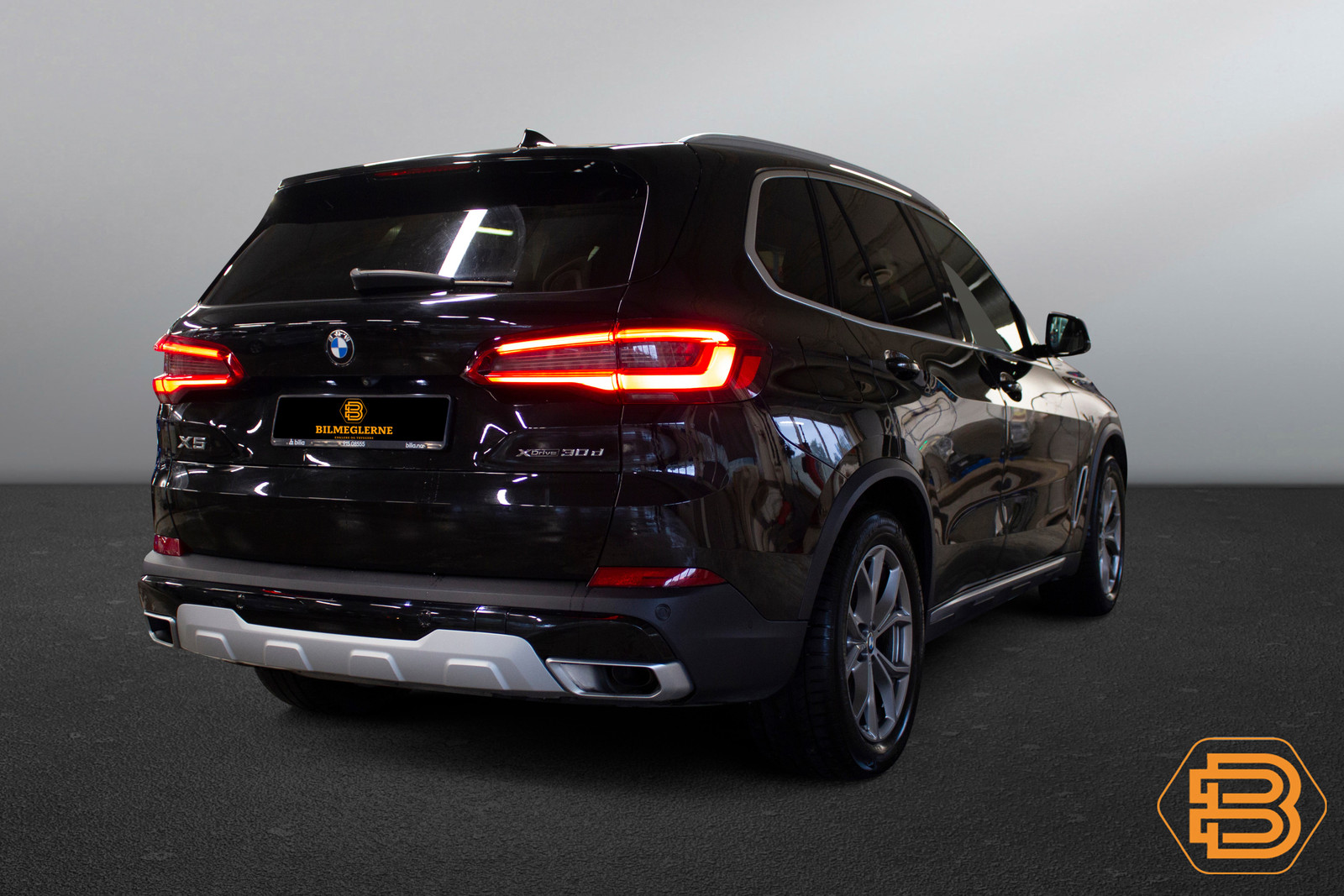 BMW X5  image2