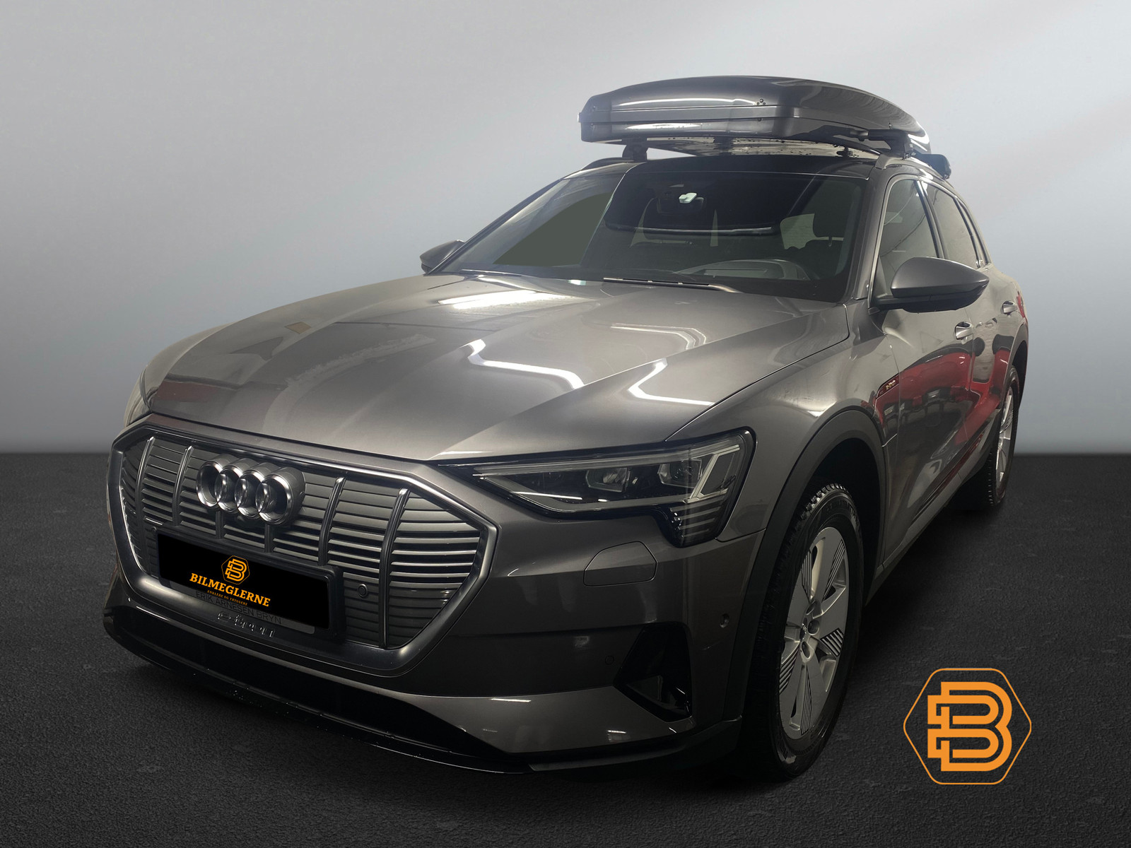 Audi e-tron  image3