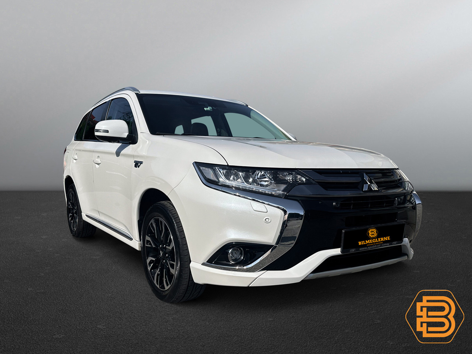 Mitsubishi Outlander  image3