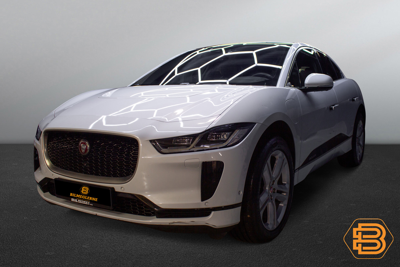 Jaguar I-Pace HSE  image3