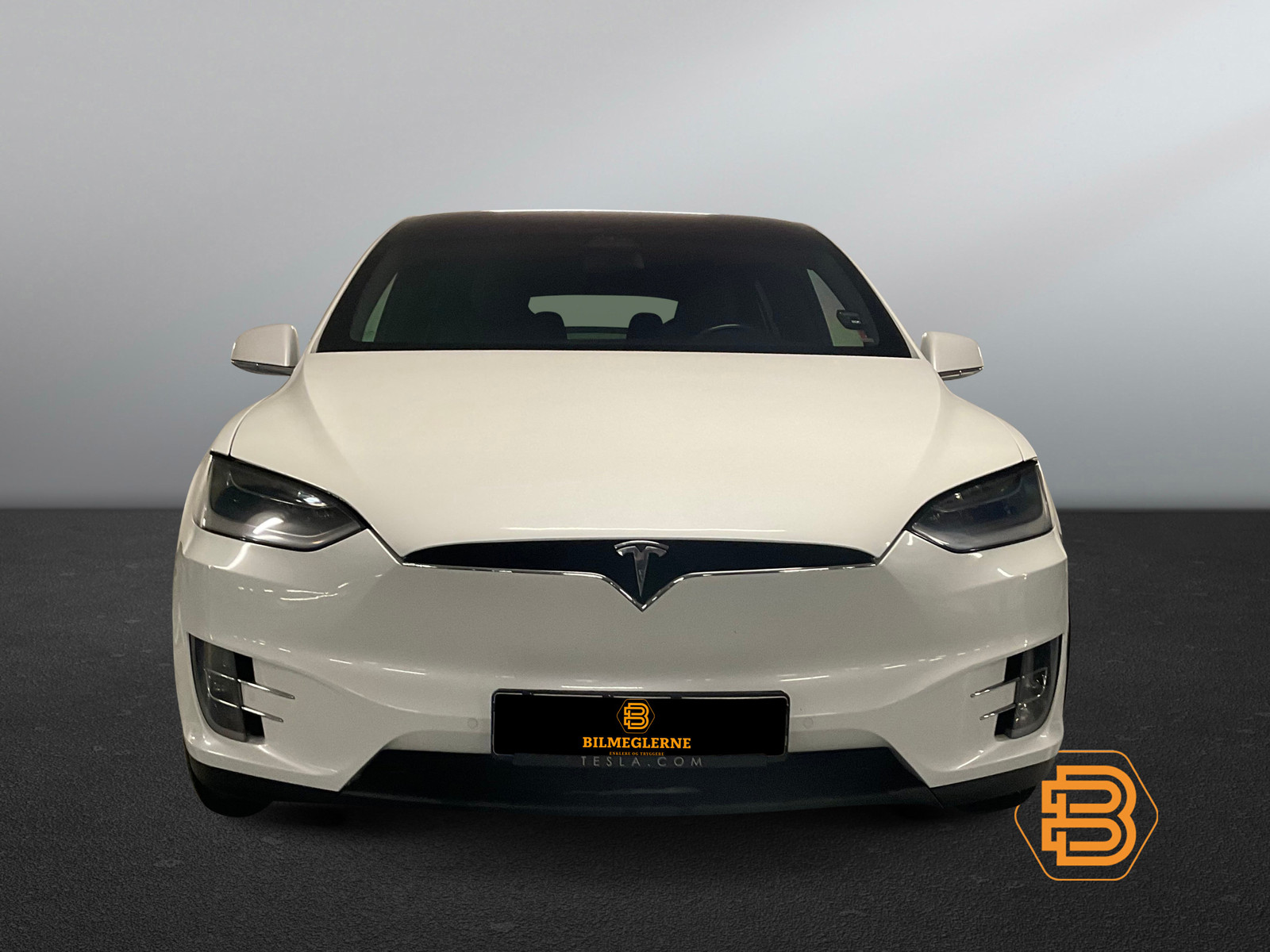 Tesla Model X  image4