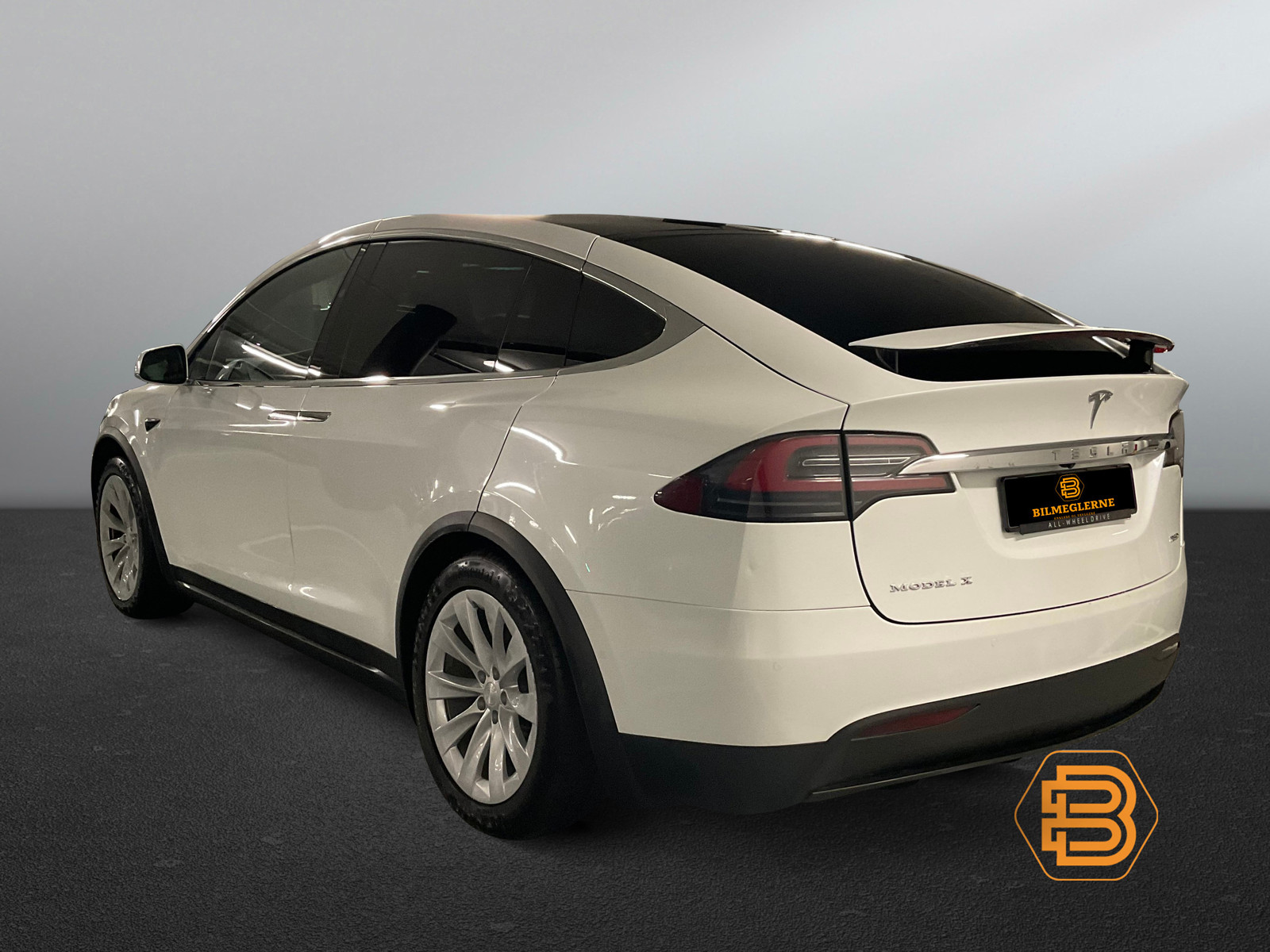 Tesla Model X   image6