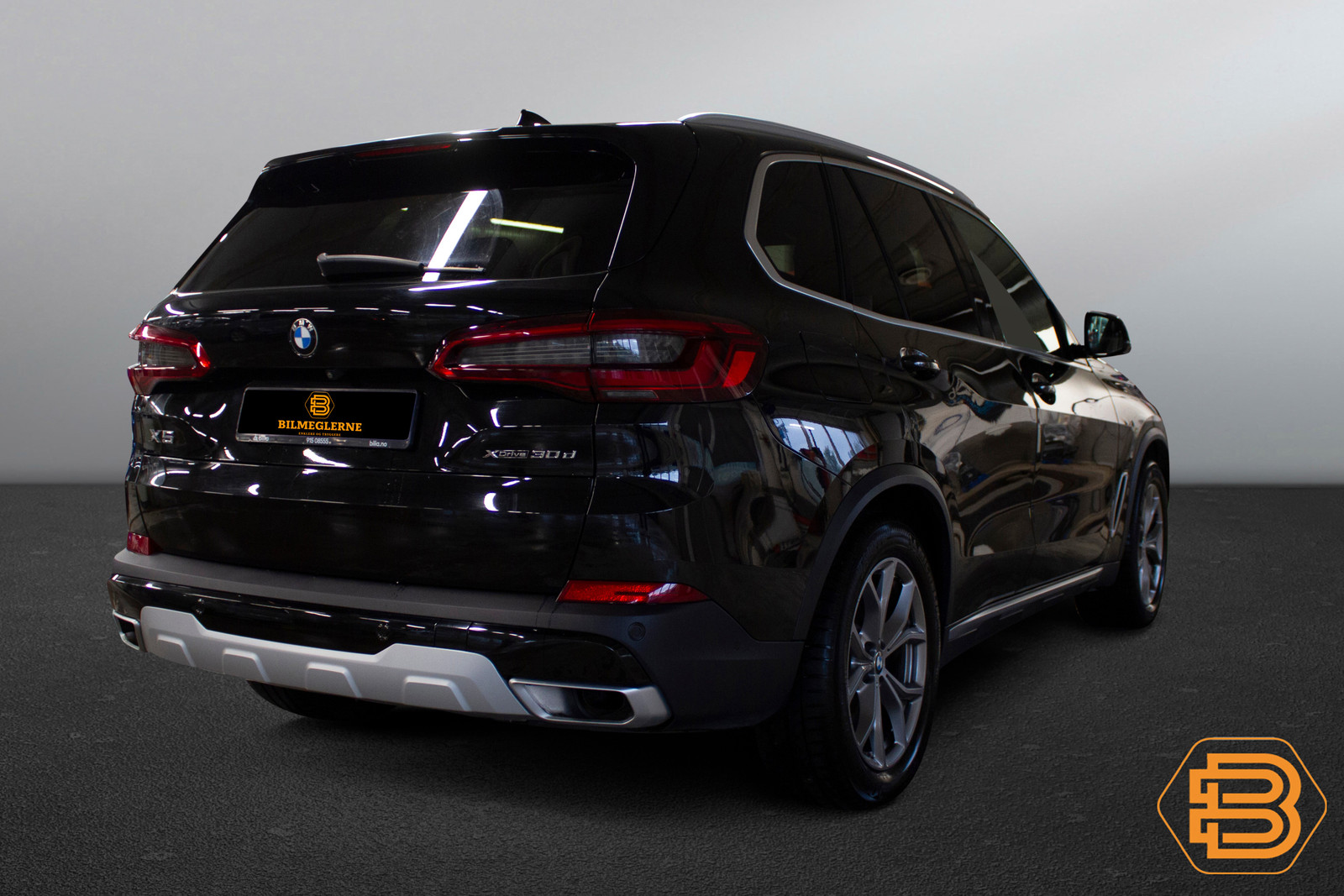 BMW X5   image8