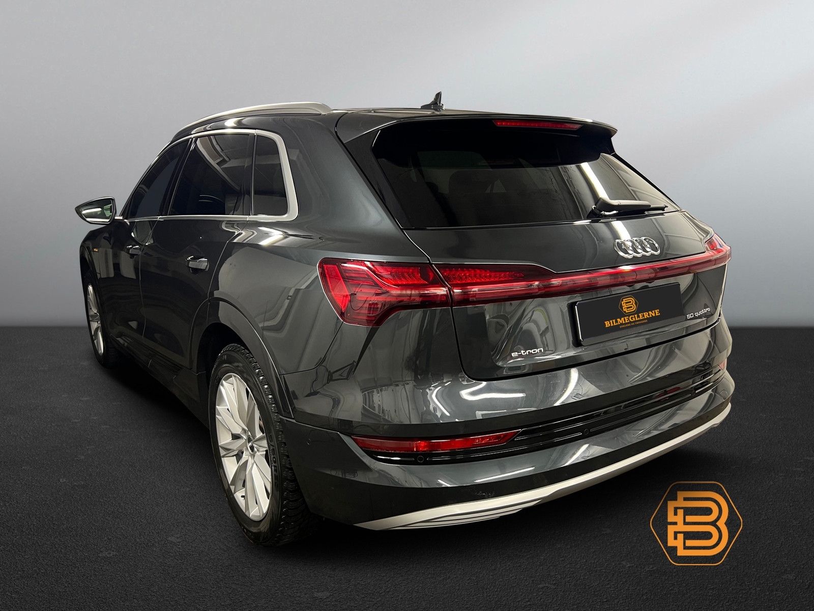 Audi E-tron   image8
