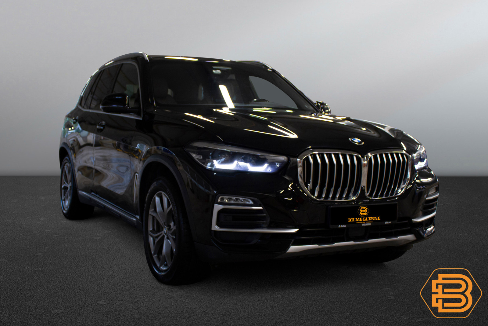 BMW X5   image9