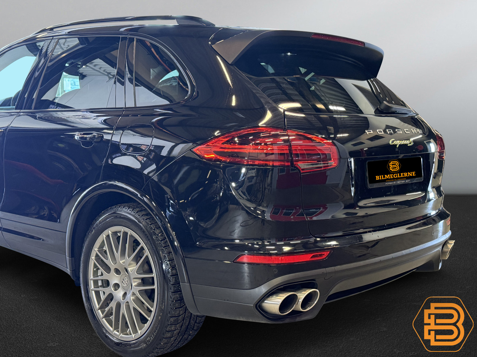Porsche Cayenne e-Hybrid   image10