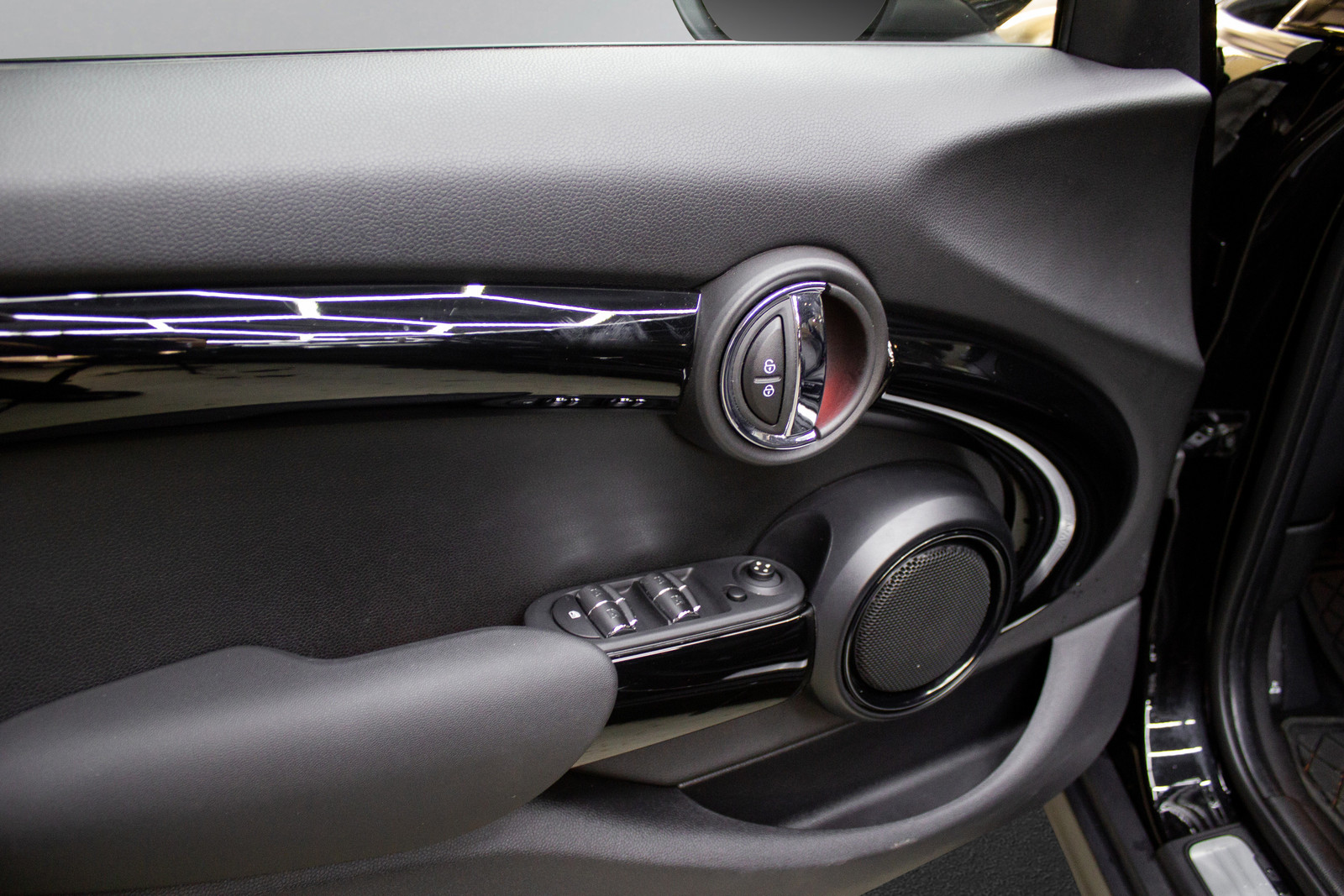 Mini Cooper   image11