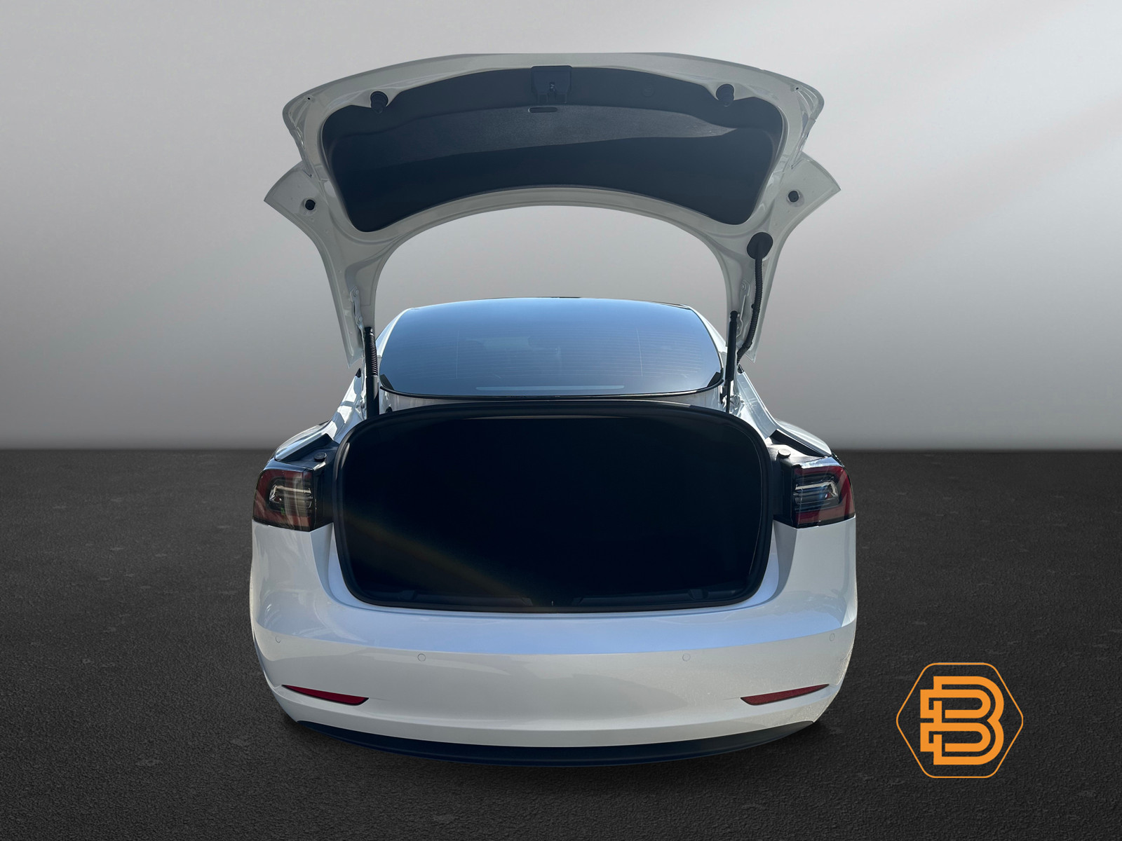 Tesla Model 3   image12