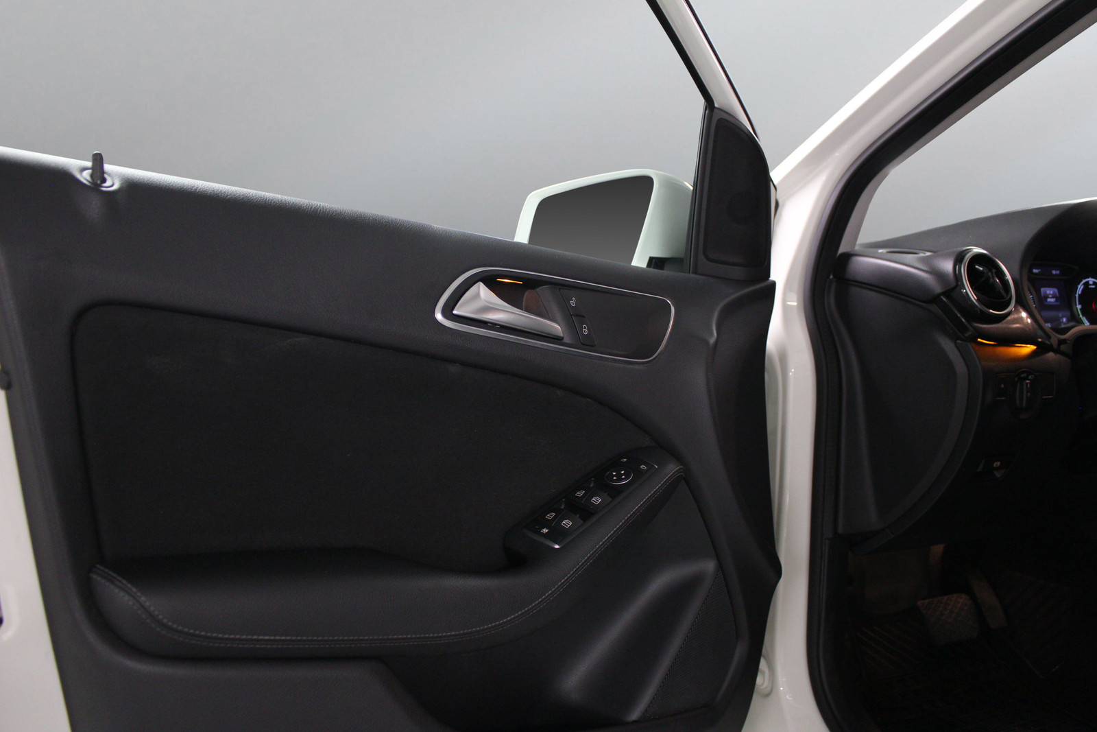 Mercedes-Benz B-Klasse   image13