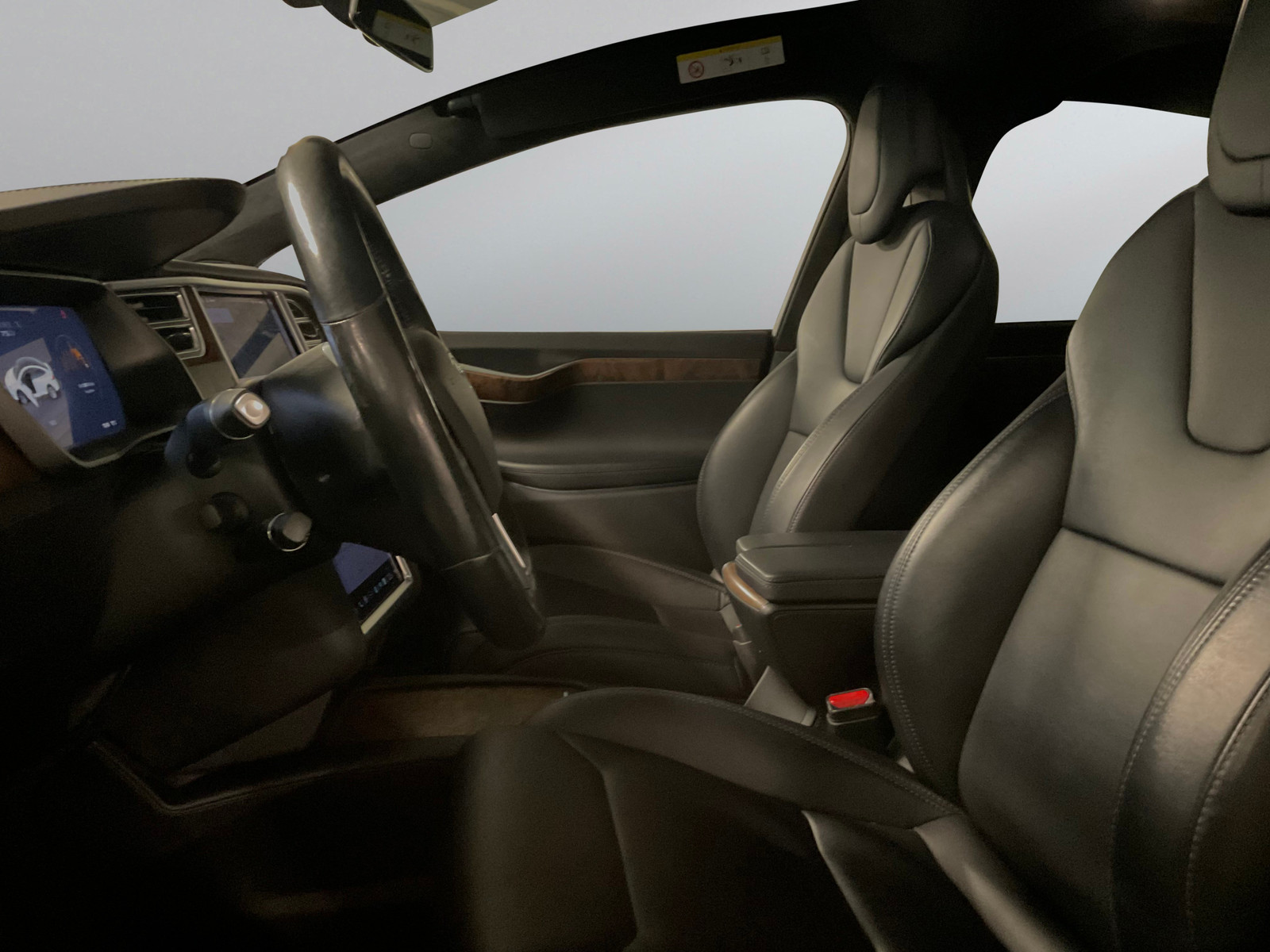 Tesla Model X   image13