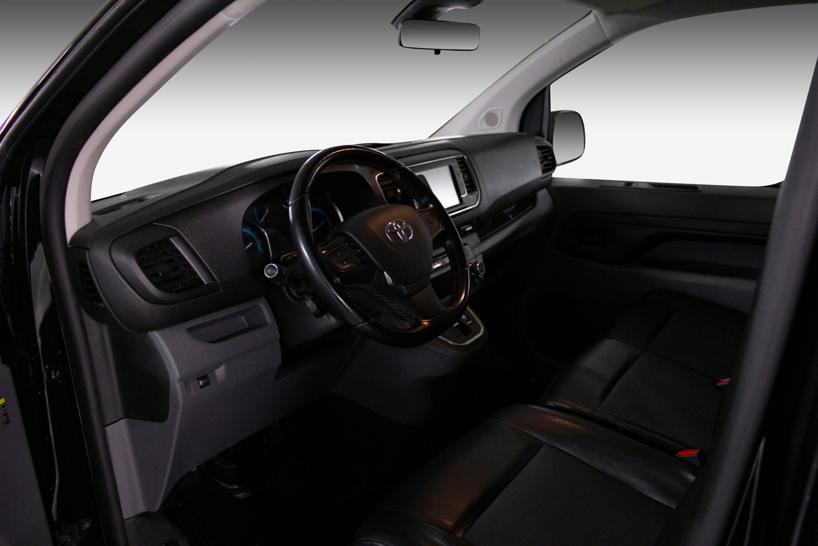 Toyota Proace   image15