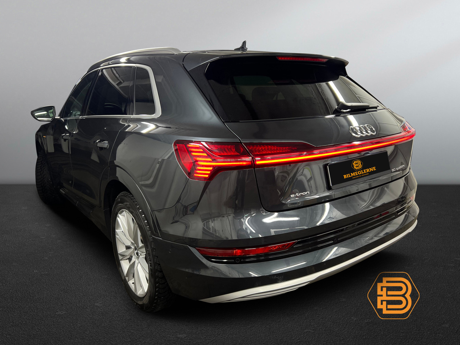 Audi E-tron   image16