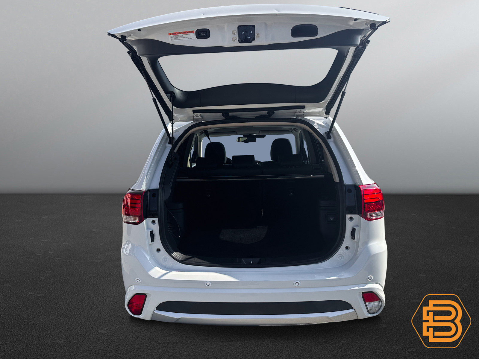 Mitsubishi Outlander   image16
