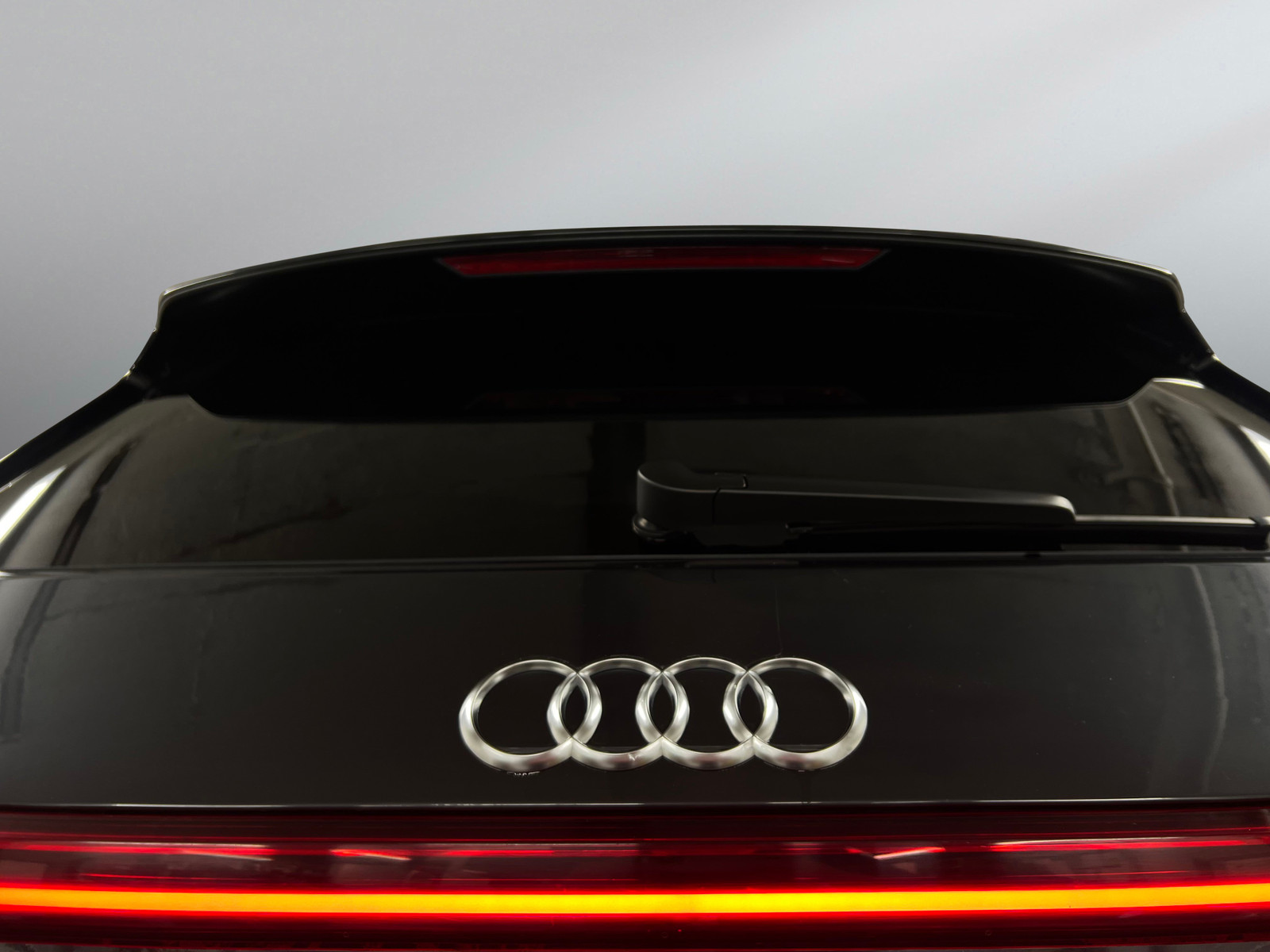 Audi E-tron   image17