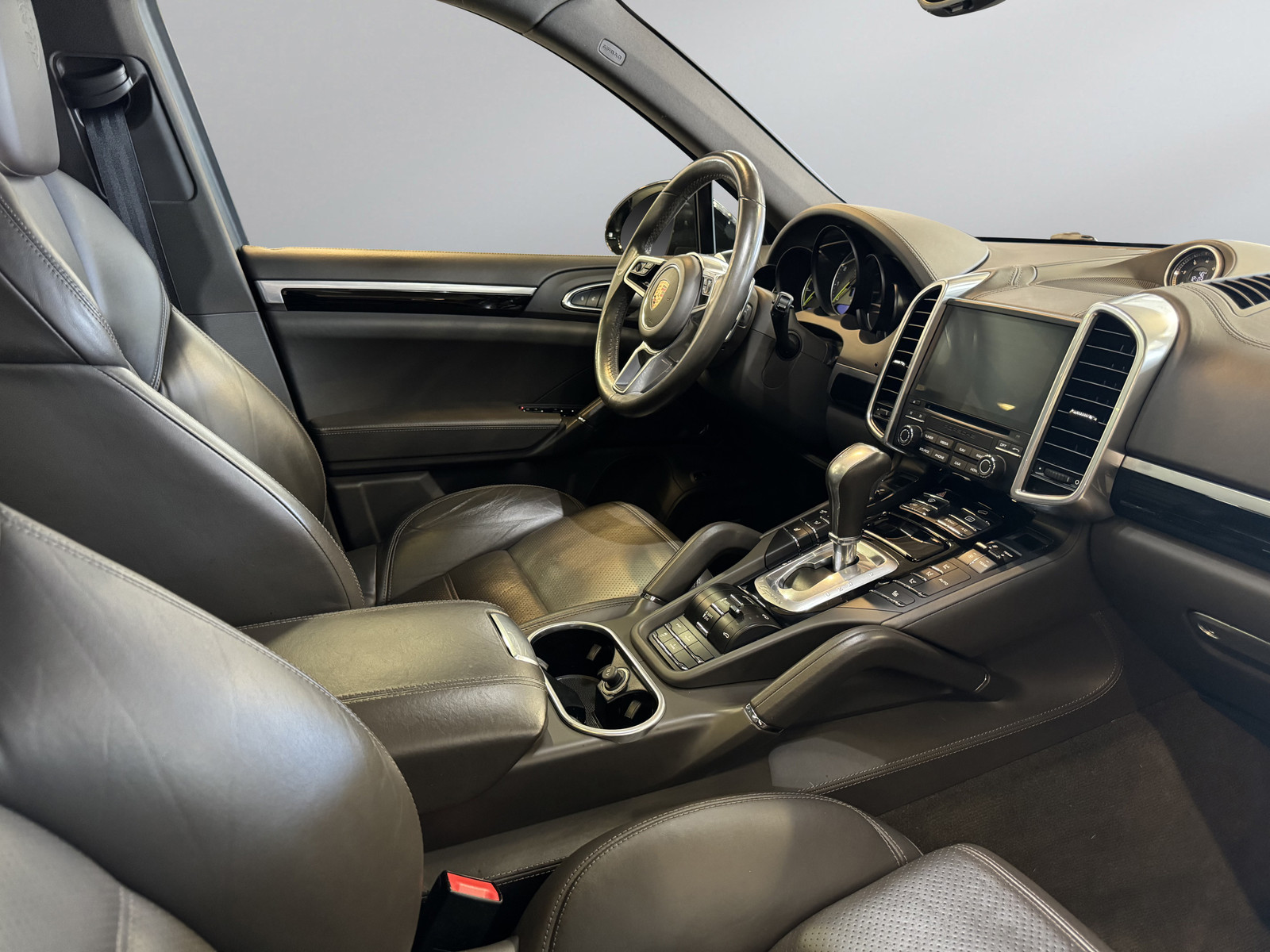 Porsche Cayenne e-Hybrid   image17