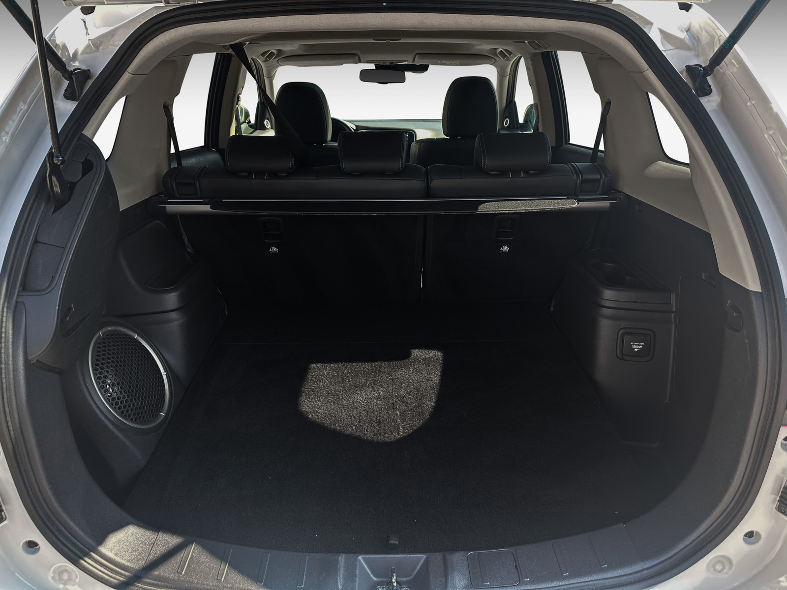 Mitsubishi Outlander   image17