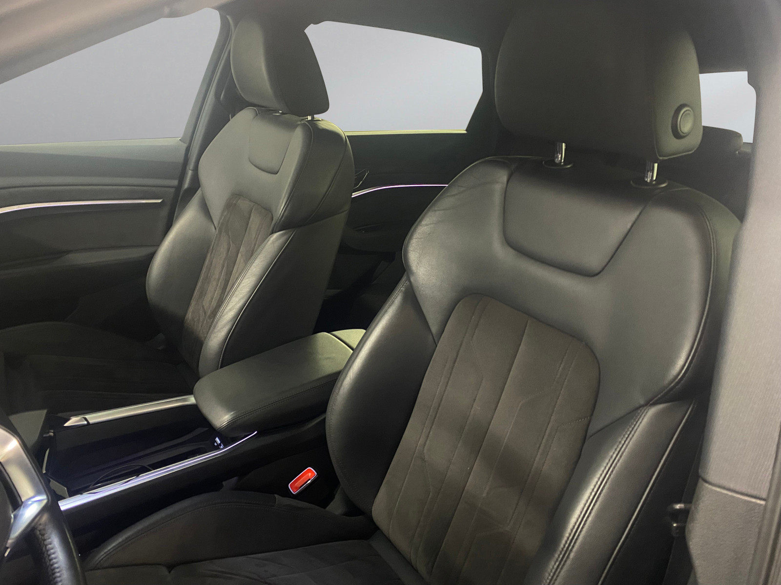 Audi e-tron   image18