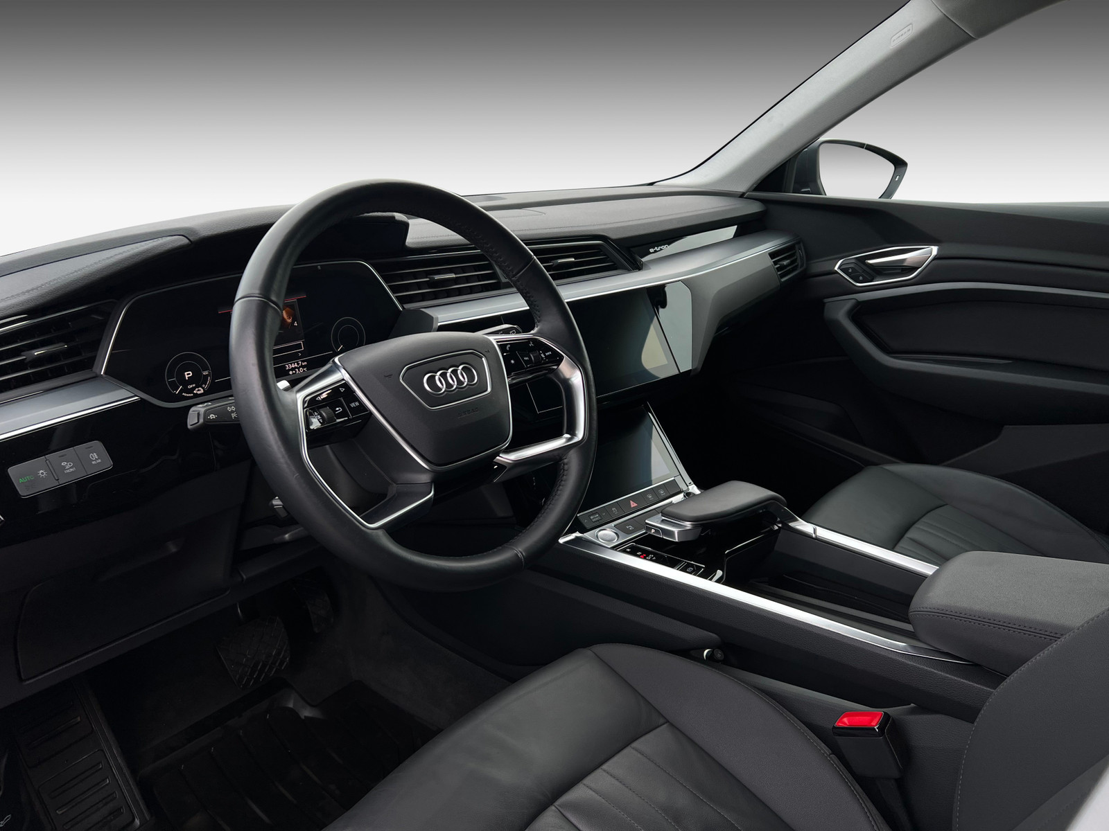 Audi E-tron   image19