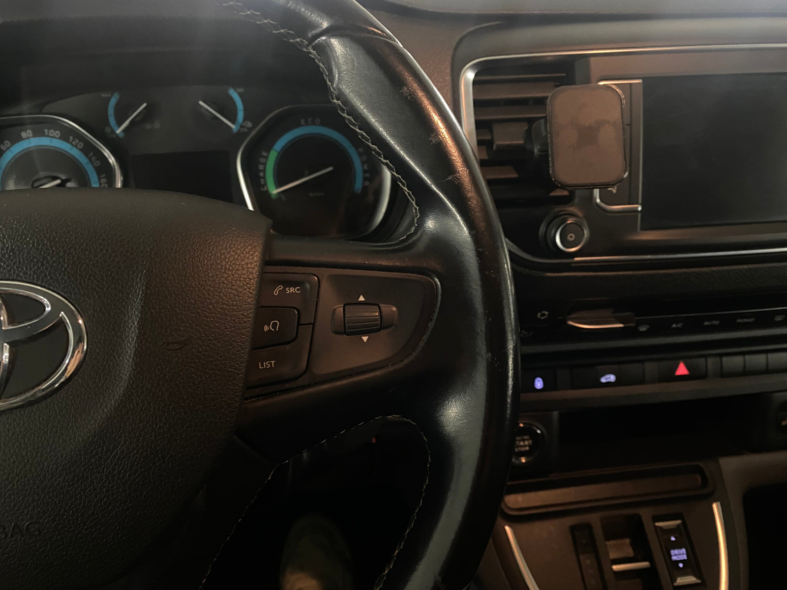 Toyota Proace   image19