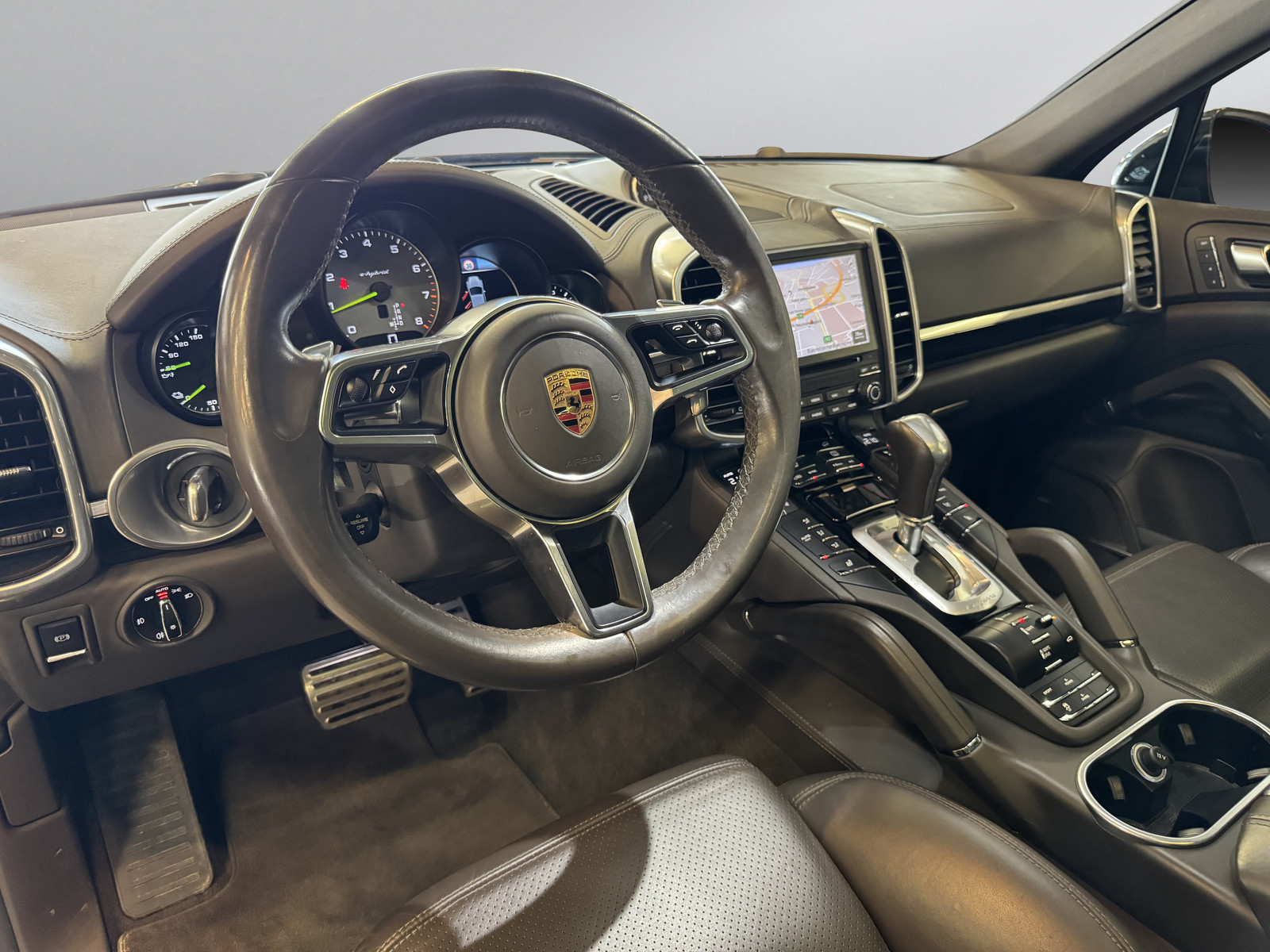 Porsche Cayenne e-Hybrid   image21