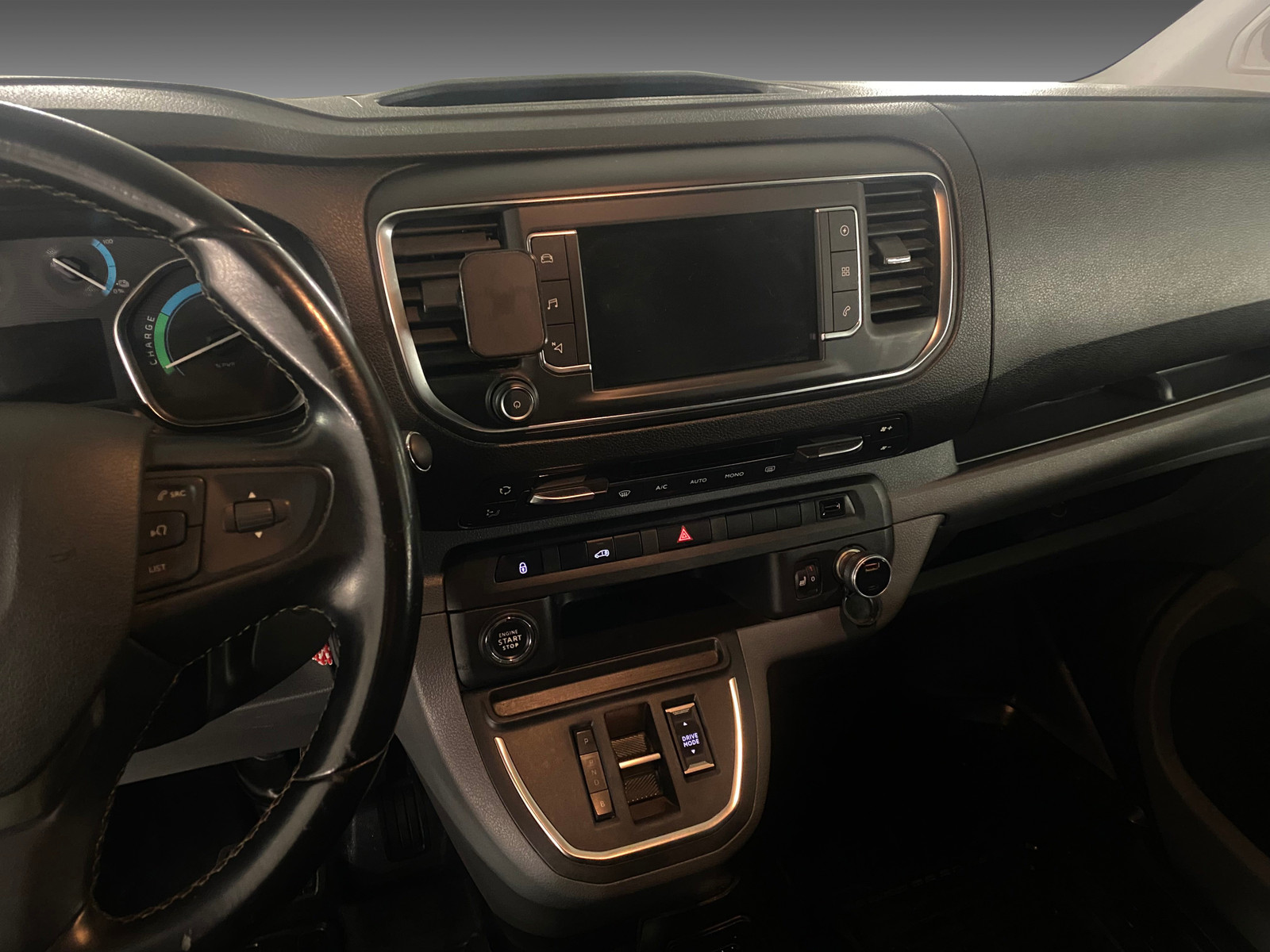Toyota Proace   image21