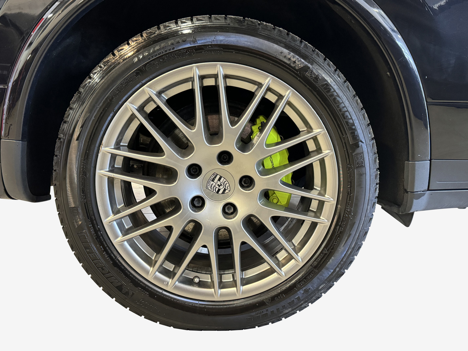 Porsche Cayenne e-Hybrid   image22