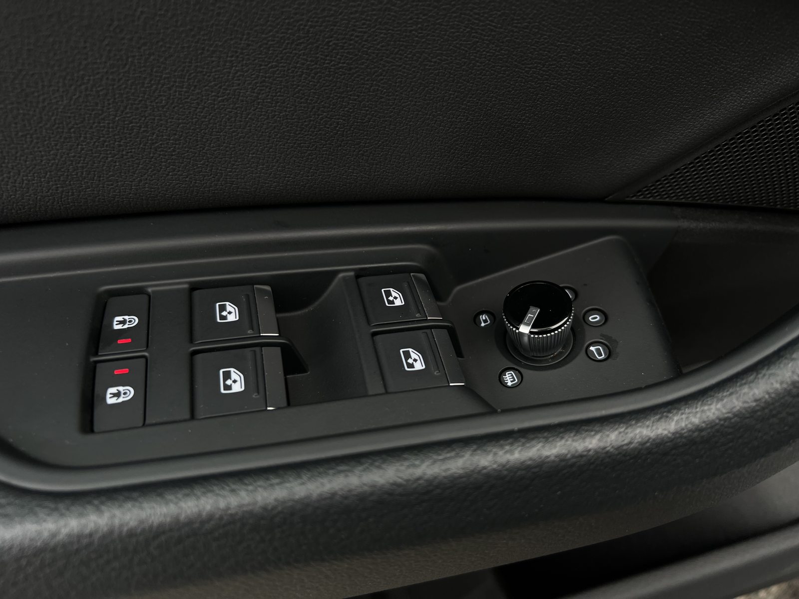Audi E-tron   image22