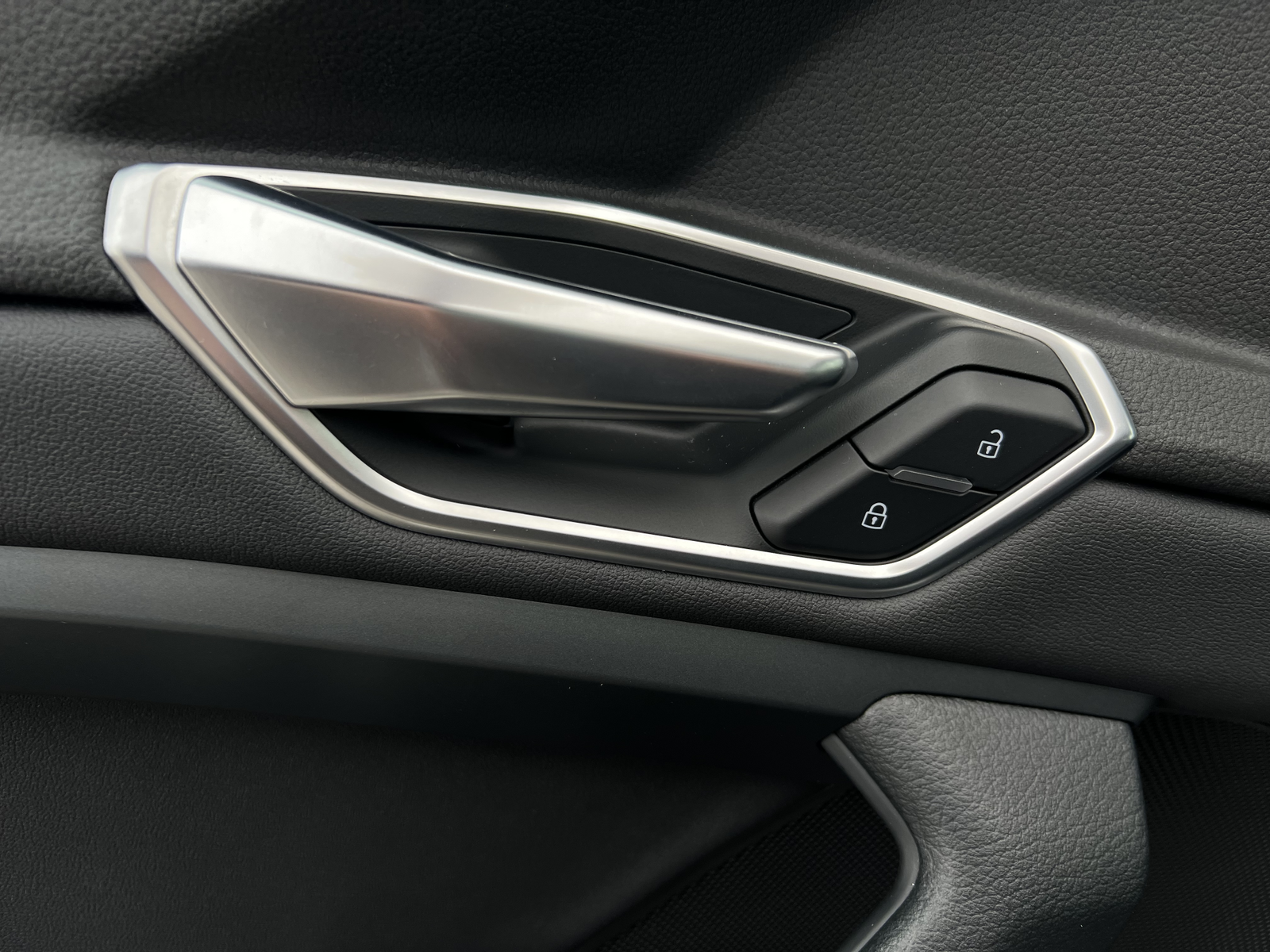 Audi E-tron   image23