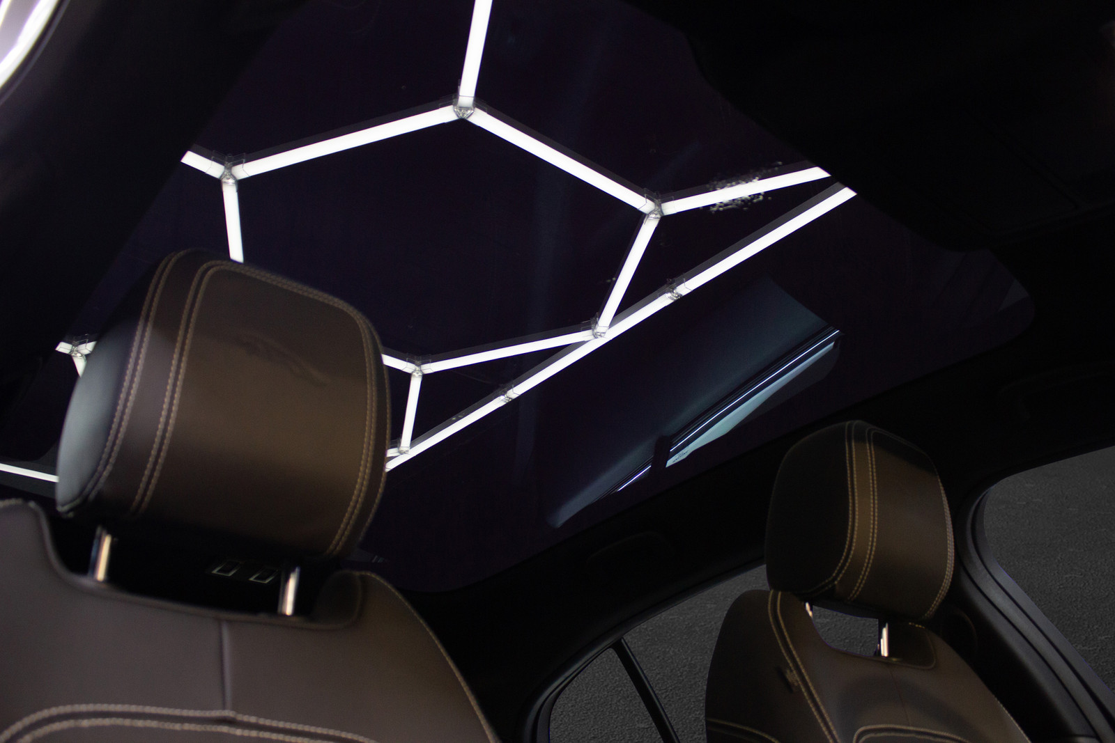 Jaguar I-Pace HSE   image23