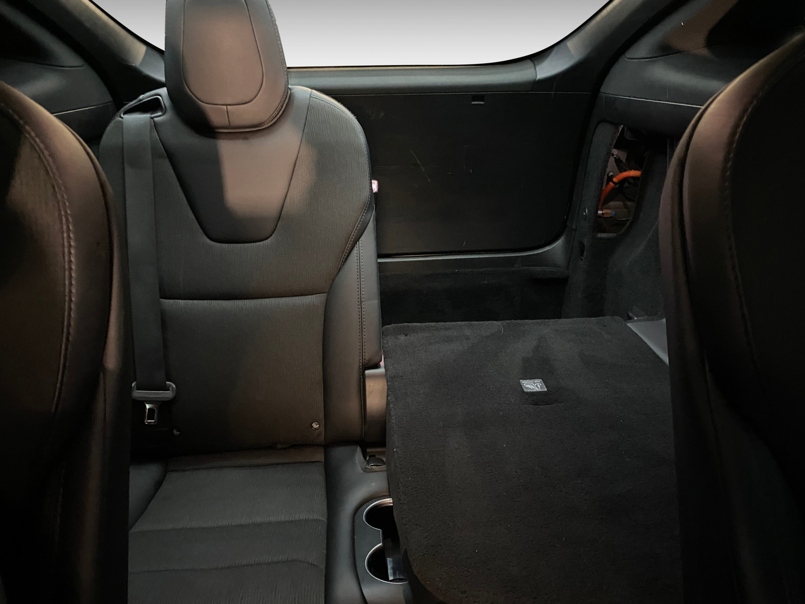 Tesla Model X   image25