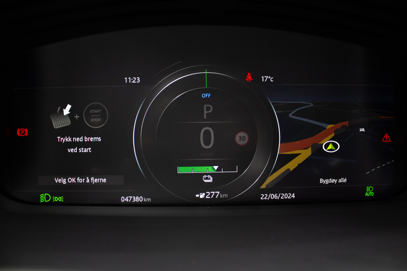 Jaguar I-Pace HSE   image31