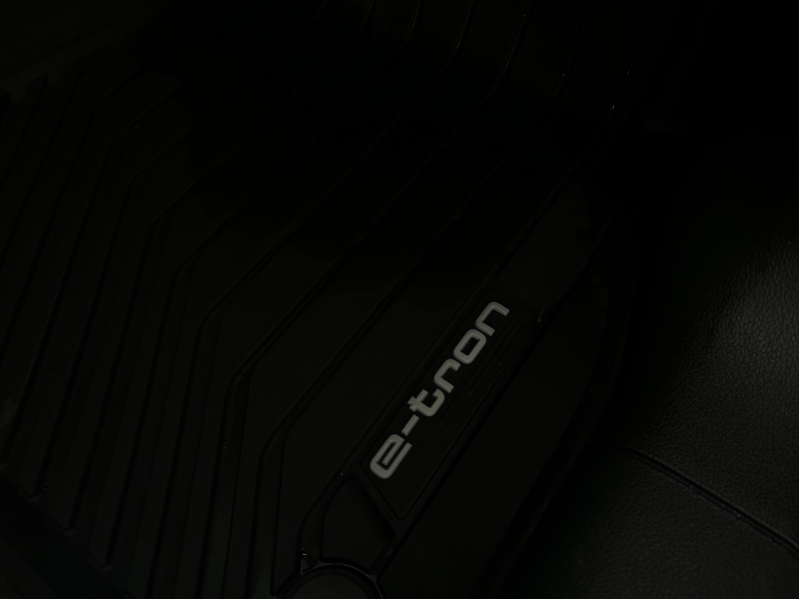 Audi E-tron   image41
