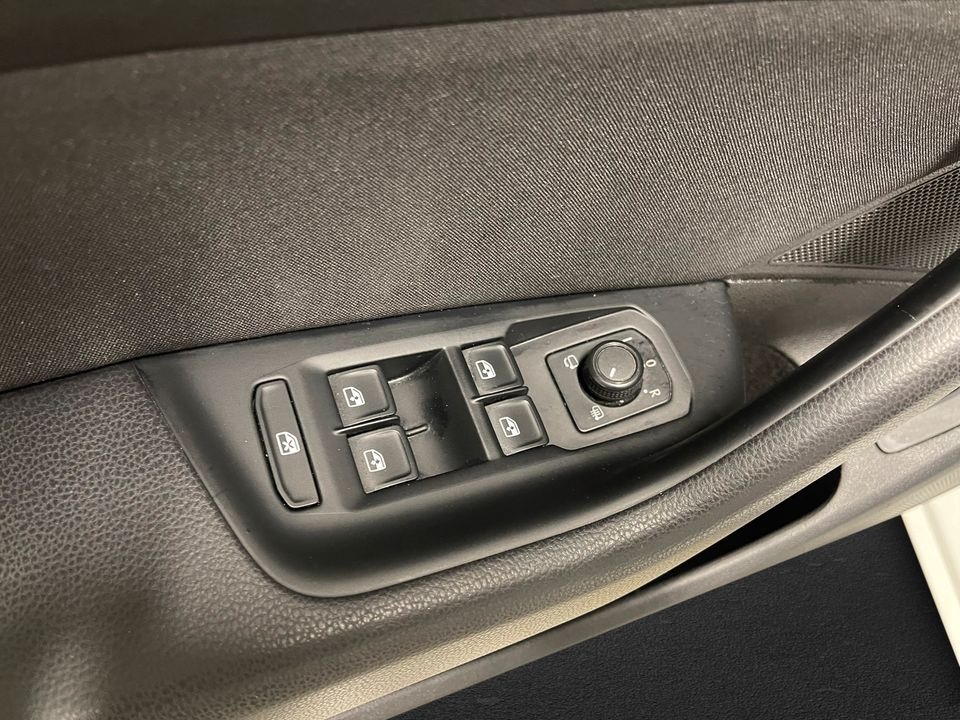 Volkswagen Passat 1,6   image10