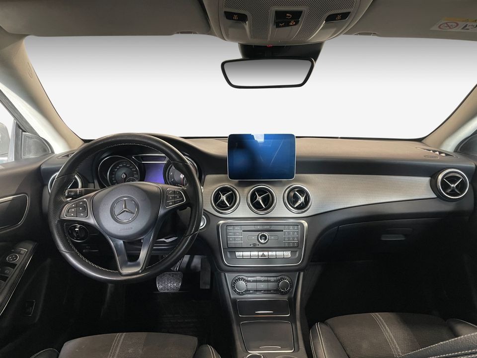 Mercedes CLA   image11