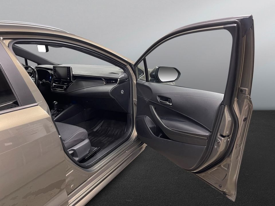 Toyota Corolla   image13
