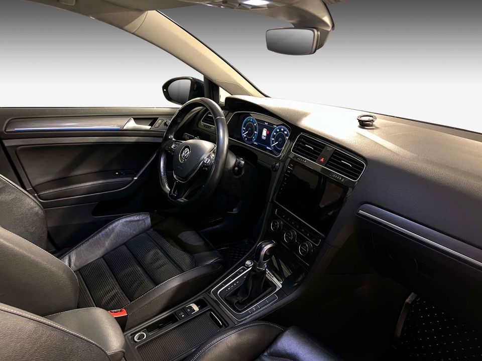 Volkswagen Golf   image14