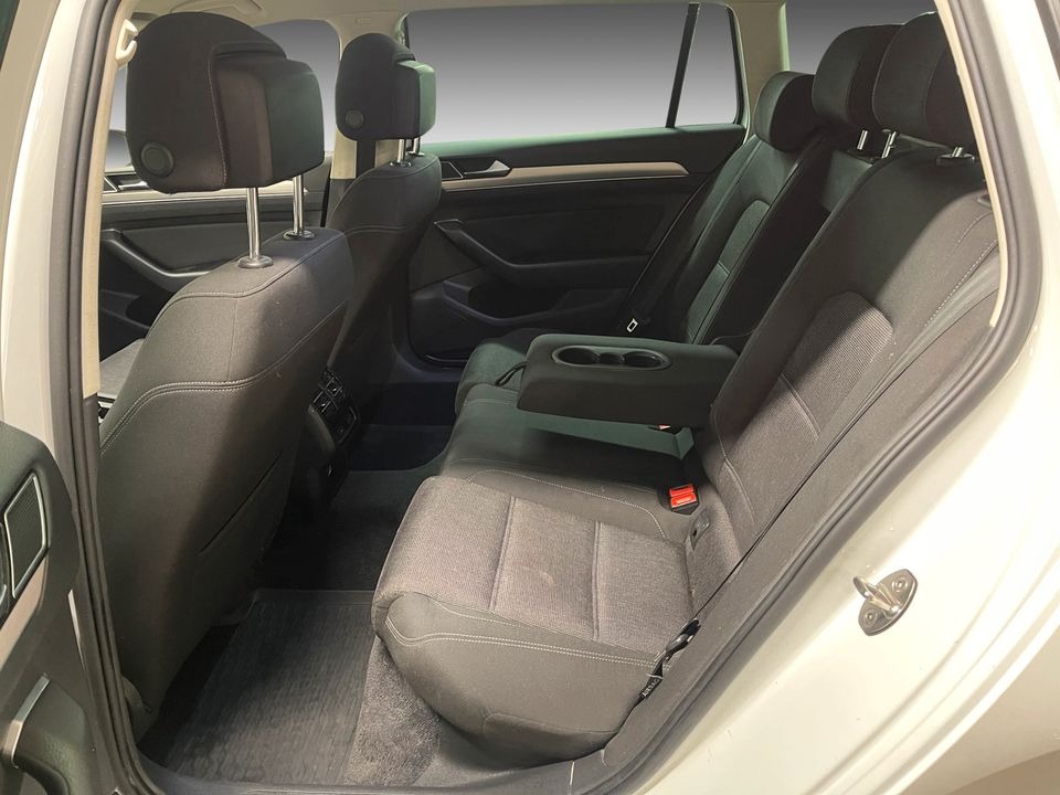 Volkswagen Passat 1,6   image14