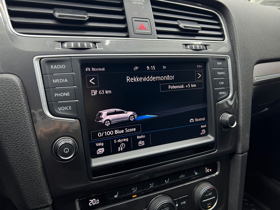 Volkswagen E-golf   image17
