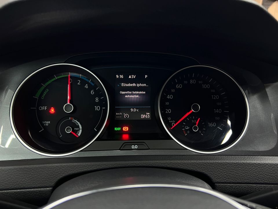 Volkswagen E-golf   image20
