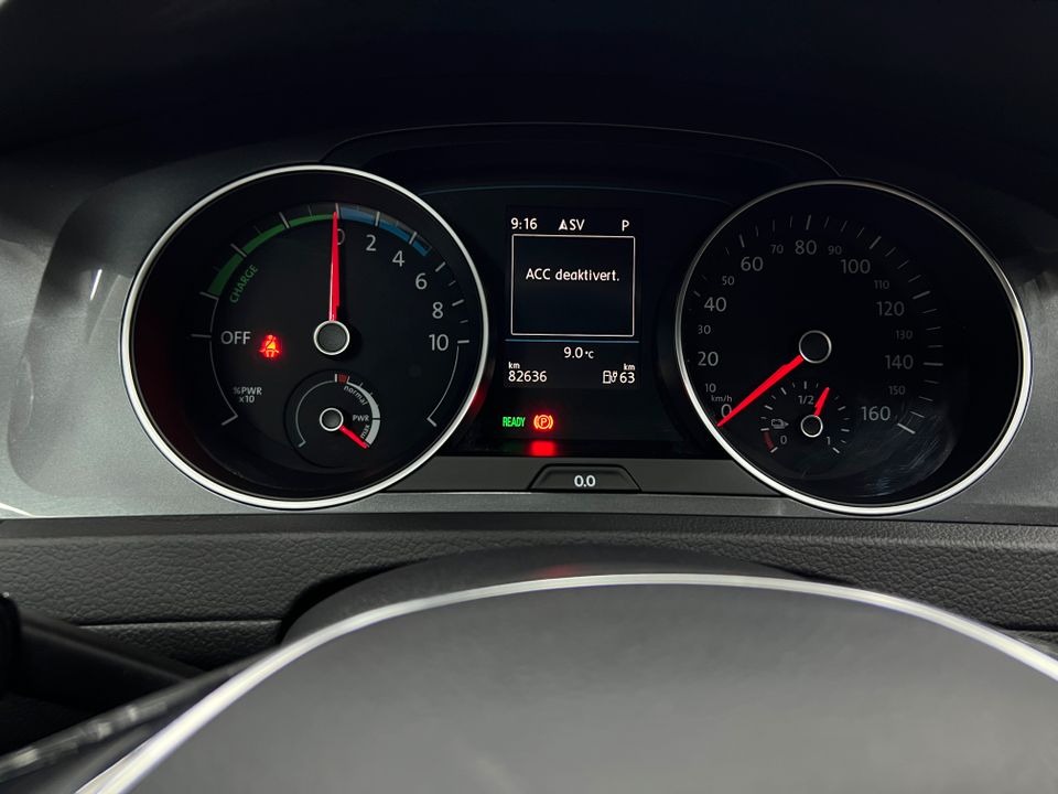 Volkswagen E-golf   image22