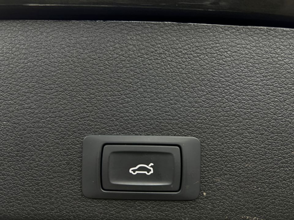 Audi E-tron   image22