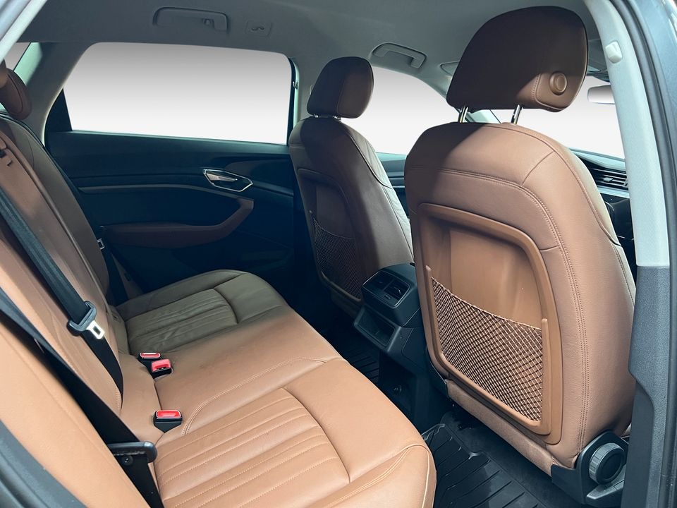 Audi E-tron   image23