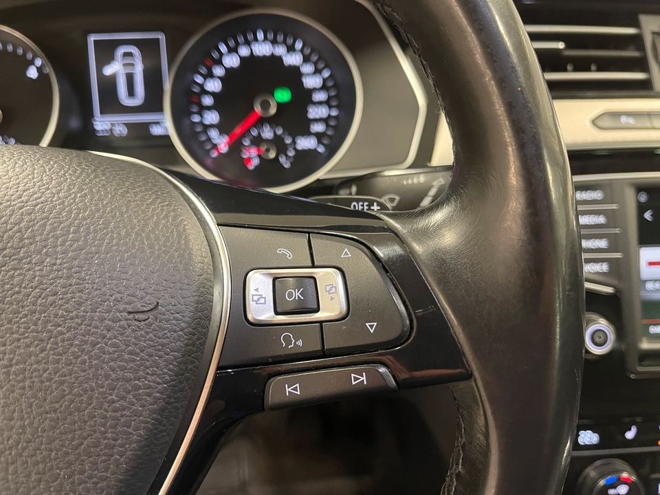 Volkswagen Passat 1,6   image24