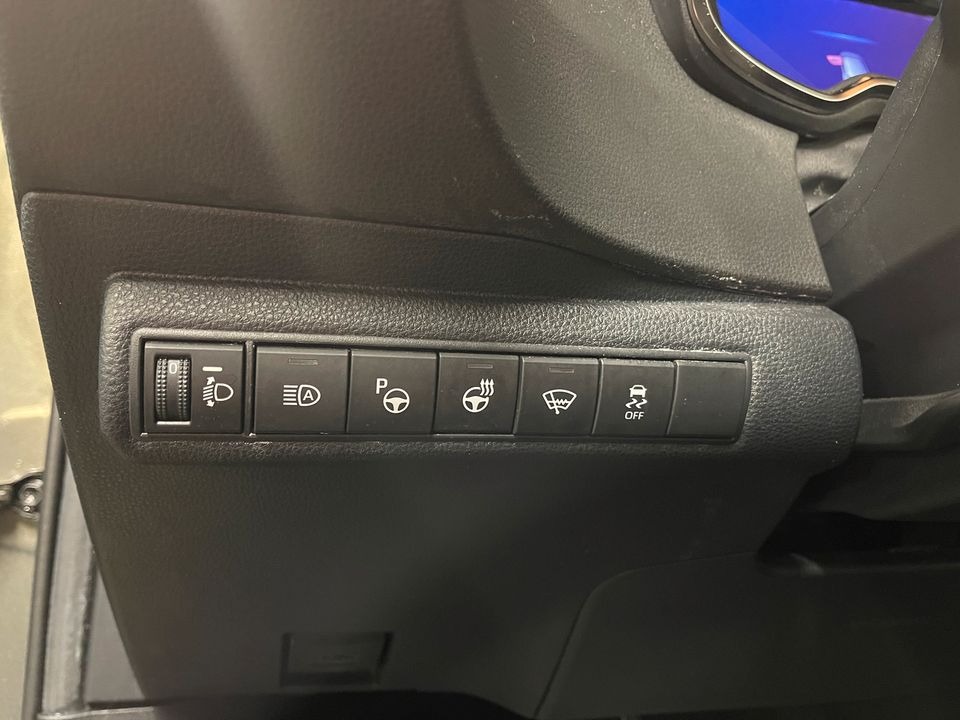 Toyota Corolla   image24