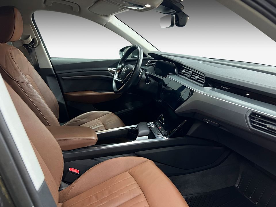 Audi E-tron   image24