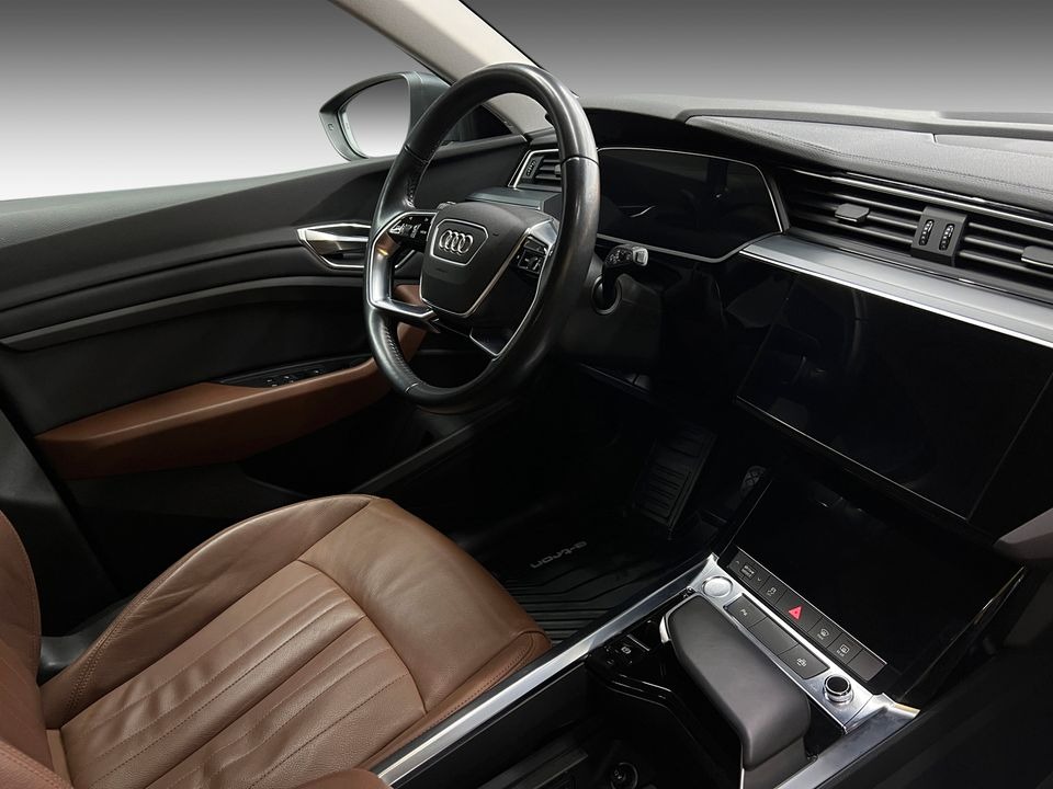 Audi E-tron   image26