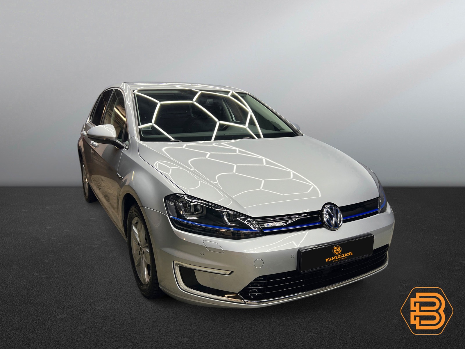 Volkswagen E-golf  image3