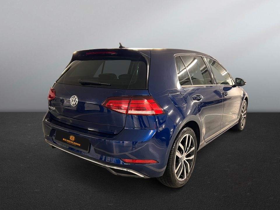 Volkswagen Golf   image7